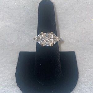 Most Stunning Three-Stone CZ Ring